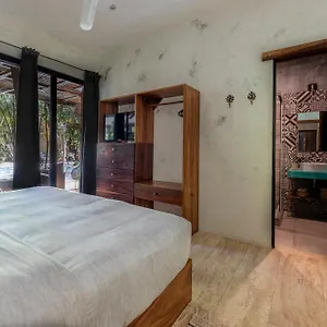 Apartahotel Trece Lunas ****