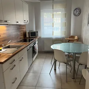 Home- Business Apartment, Private Parking Free Appartement Neurenberg